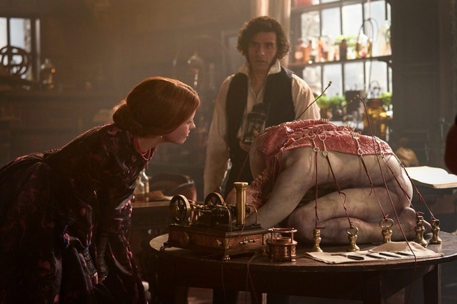 Mia Goth, Oscar Isaac