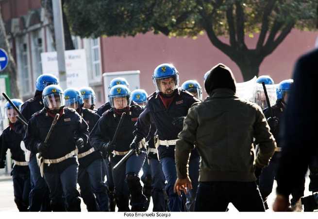 All Cop Are Bastards, la voce agli sceneggiatori