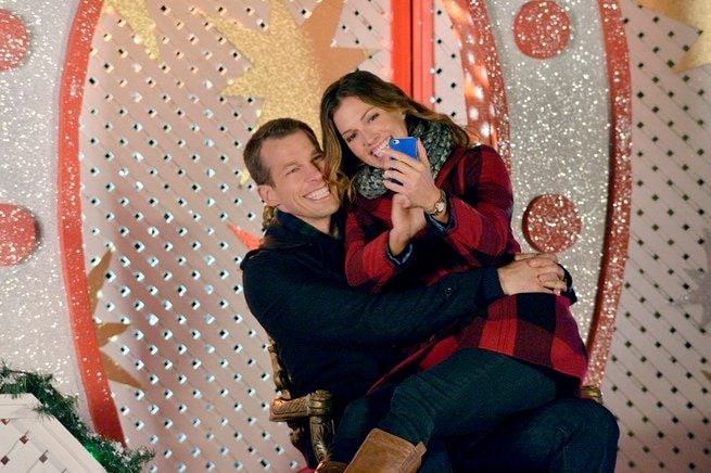 Mark Lutz, Tricia Helfer