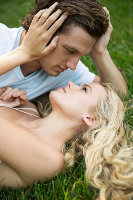 Alex Pettyfer, Gabriella Wilde