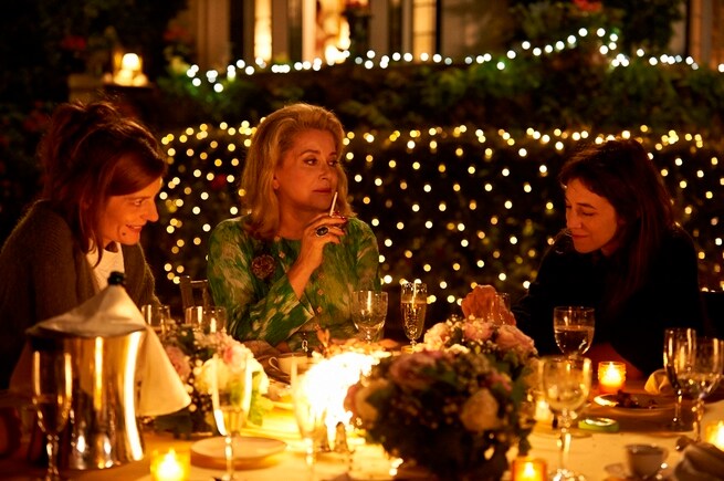 Chiara Mastroianni, Catherine Deneuve, Charlotte Gainsbourg