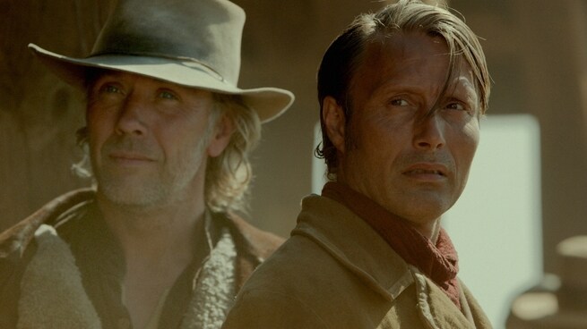 Mikael Persbrandt, Mads Mikkelsen