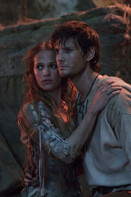 Alicia Vikander, Ben Barnes