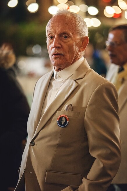 Lance Henriksen