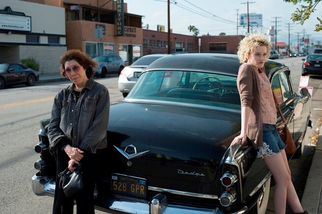 Lily Tomlin, Julia Garner