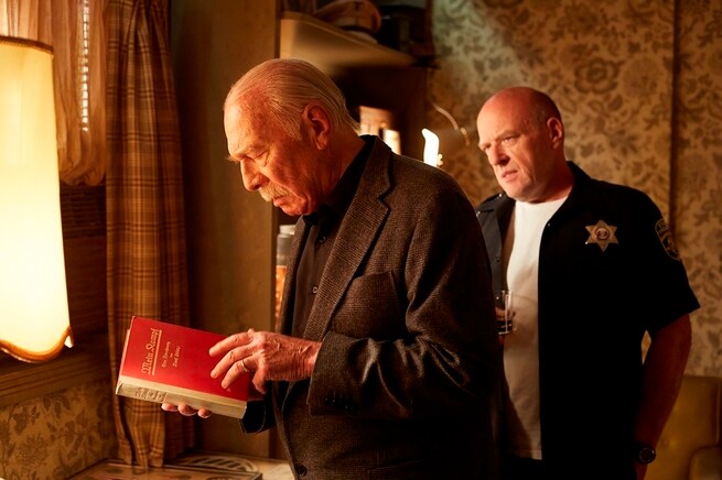 Christopher Plummer, Dean Norris