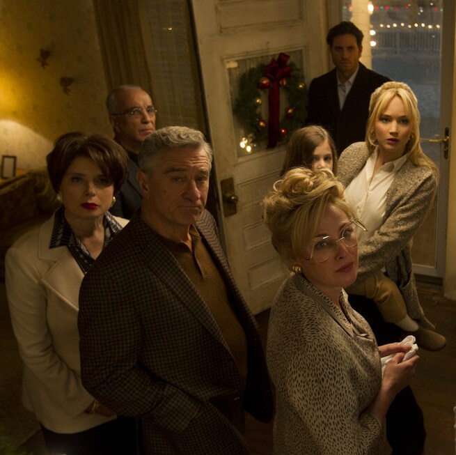 Robert De Niro, Jennifer Lawrence, Virginia Madsen, Edgar Ramirez, Isabella Rossellini