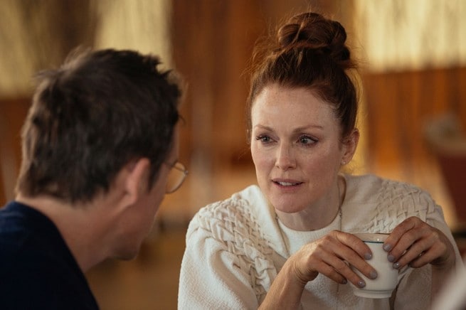 Ethan Hawke, Julianne Moore