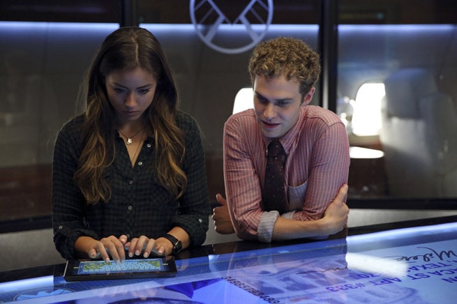 Ming-Na Wen, Elizabeth Henstridge, Clark Gregg, Chloe Bennet, Brett Dalton, Iain De Caestecker