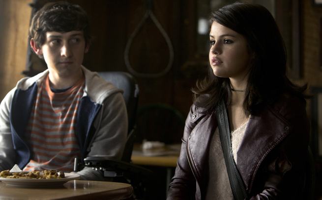 Craig Roberts, Selena Gomez