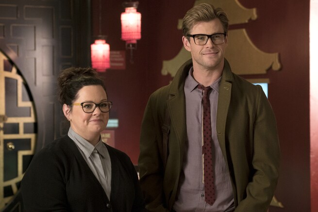 Melissa McCarthy, Chris Hemsworth