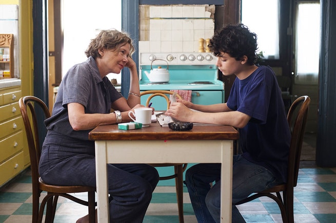 Annette Bening, Lucas Jade Zumann