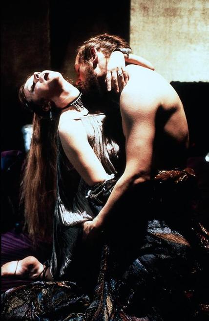 Nicol Williamson, Helen Mirren