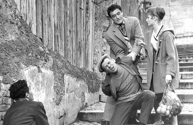 Vittorio Gassman, Renato Salvadori