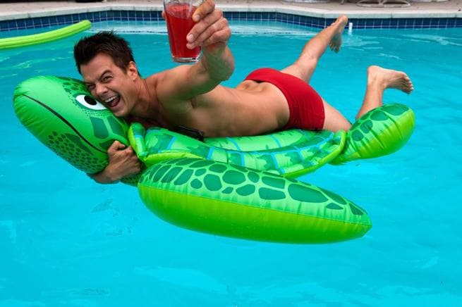 COMIC MOVIE: 12 STORIE DISSACRANTI PER 11 REGISTI