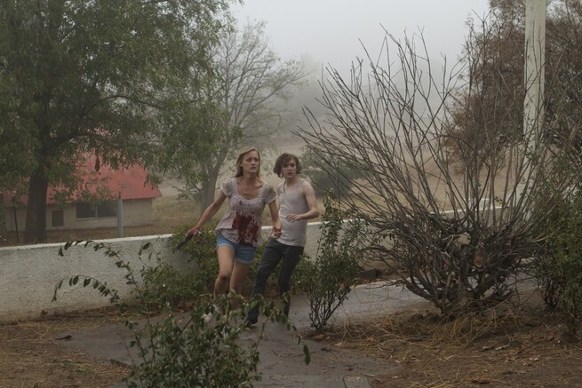 Kerry Bishé, Kyle Gallner