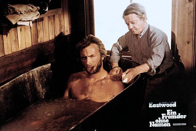 Clint Eastwood, Billy Curtis