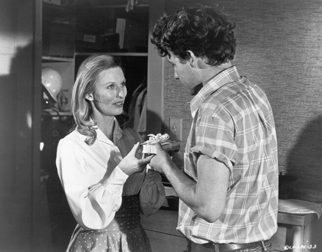 Cloris Leachman, Timothy Bottoms