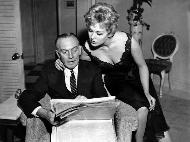 Fredric March, Kim Novak