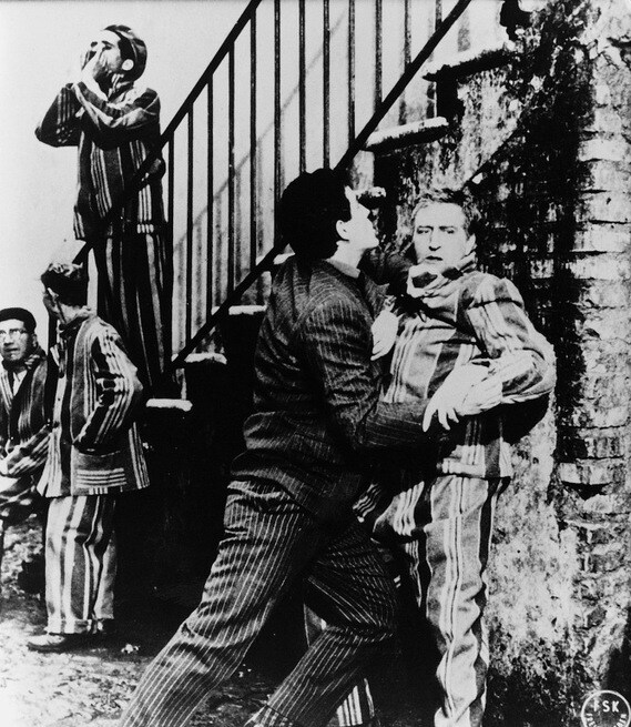 Vittorio Gassman, Memmo Carotenuto