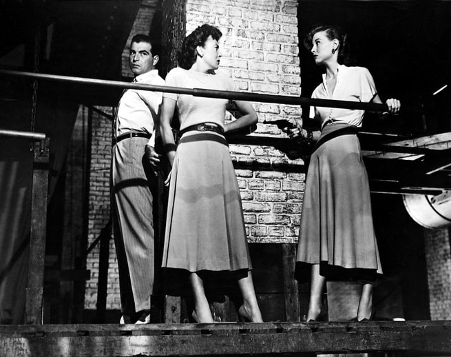 Stephen McNally, Ida Lupino, Peggy Dow