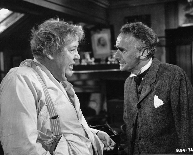 Charles Laughton, John Laurie