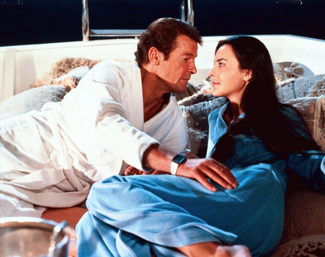 Roger Moore, Carole Bouquet