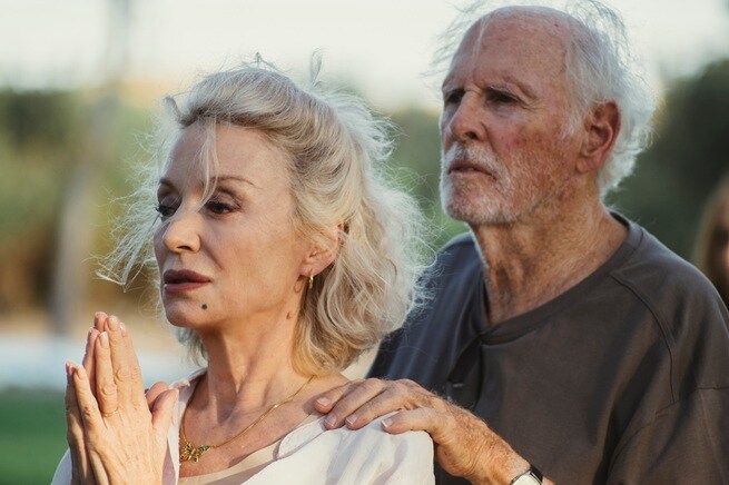 Bruce Dern, Caroline Sihol