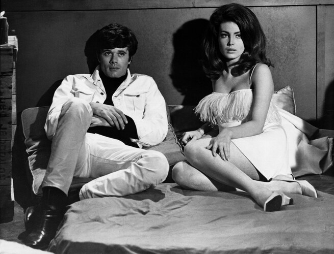 Michael Sarrazin, Gayle Hunnicutt