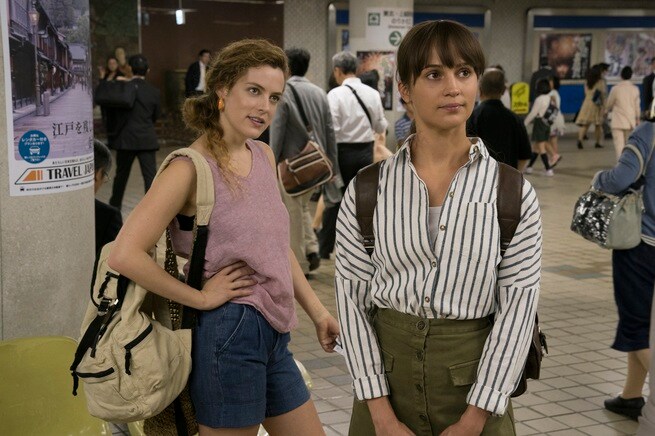 Alicia Vikander, Riley Keough