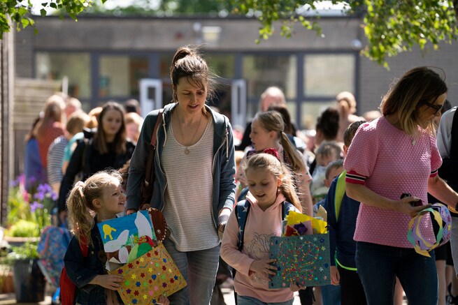 Clare Dunne, Molly McCann, Ruby Rose O'Hara