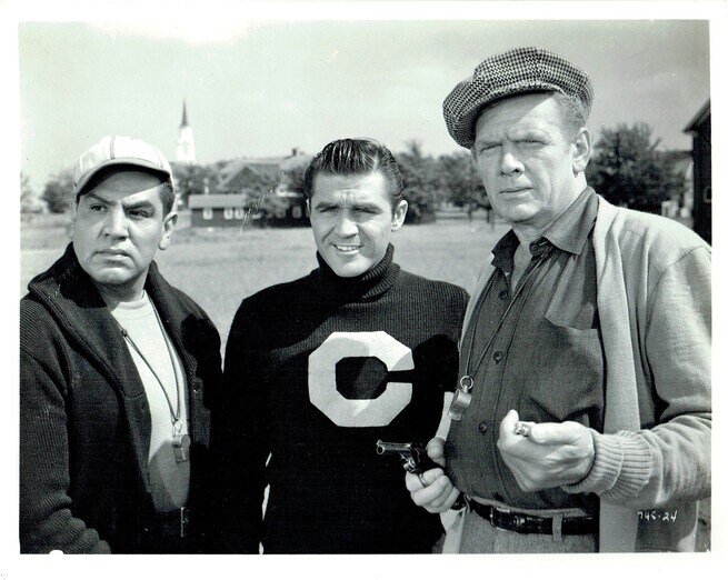 Steve Cochran, Charles Bickford