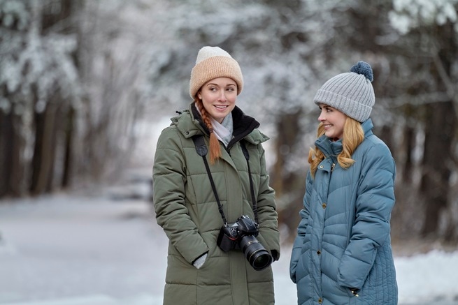 Jen Lilley, Amy Groening