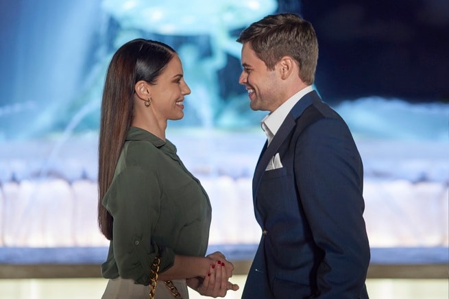 Jessica Lowndes, Jeremy Jordan