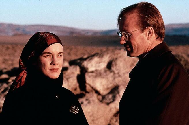 William Hurt, Elizabeth Perkins