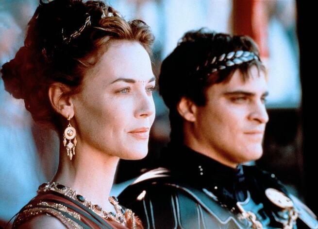 Joaquin Phoenix, Connie Nielsen