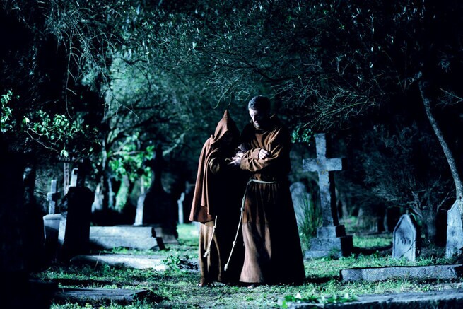 UN FILM IN COSTUME DA UN ROMANZO SCANDALO