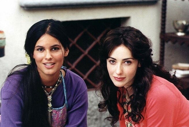 Mandala Tayde, Anita Caprioli