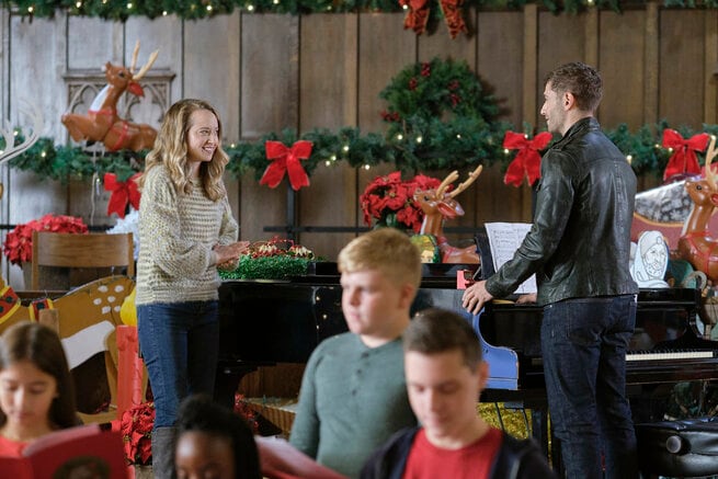 Megan Park, Julian Morris