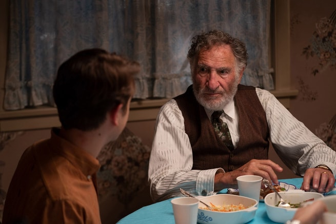 Gabriel LaBelle, Judd Hirsch