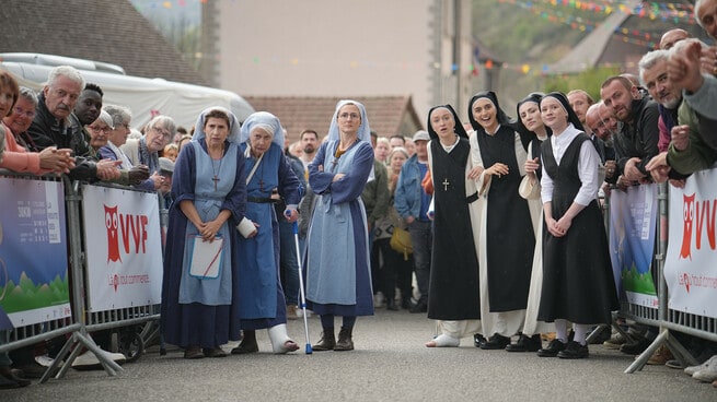Guilaine Londez, Louise Malek, Claire Duburcq, Claire Nadeau, Camille Chamoux