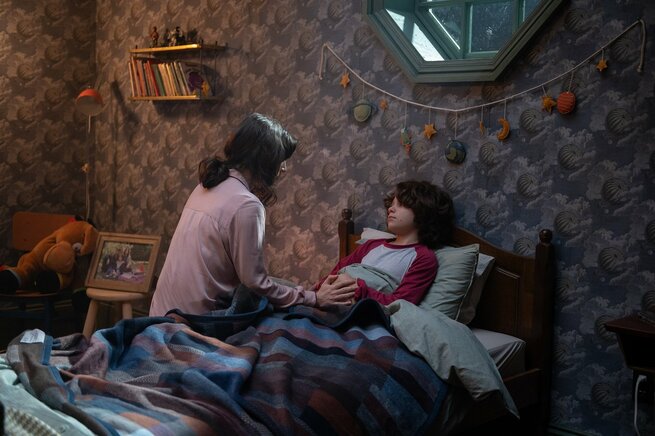 Lizzy Caplan, Woody Norman