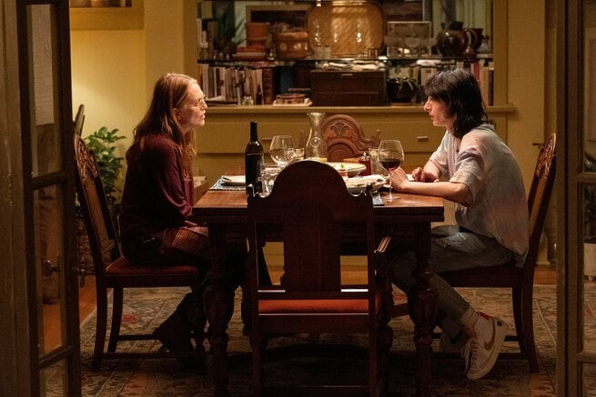 Julianne Moore, Finn Wolfhard