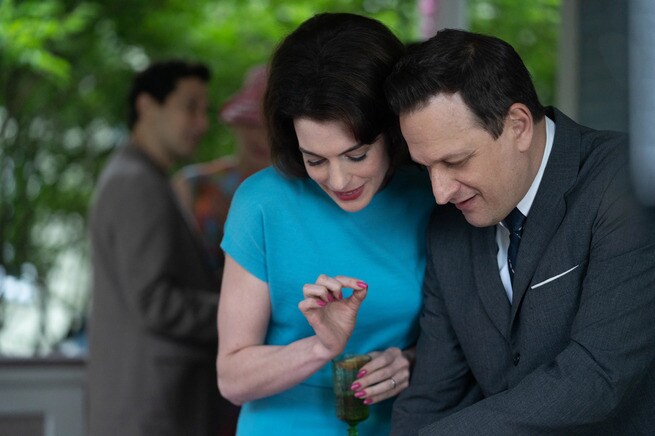 Anne Hathaway, Josh Charles