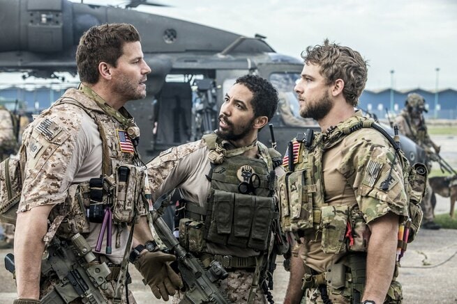 Neil Brown Jr., David Boreanaz, Max Thieriot