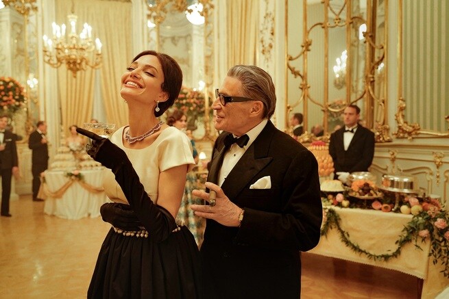 Angelina Jolie, Haluk Bilginer