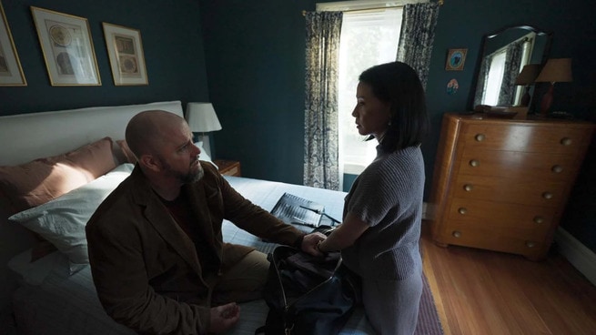 Chris Sullivan, Lucy Liu