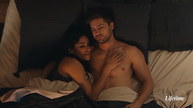 Tiffany Smith, Travis Burns