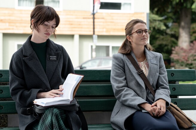 Sophie Thatcher, Chloe East