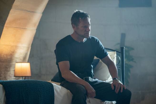 Aaron Eckhart